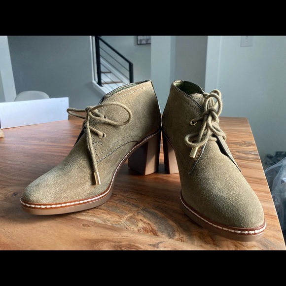 Tory Burch booties, size 5 - Picture 1 of 5